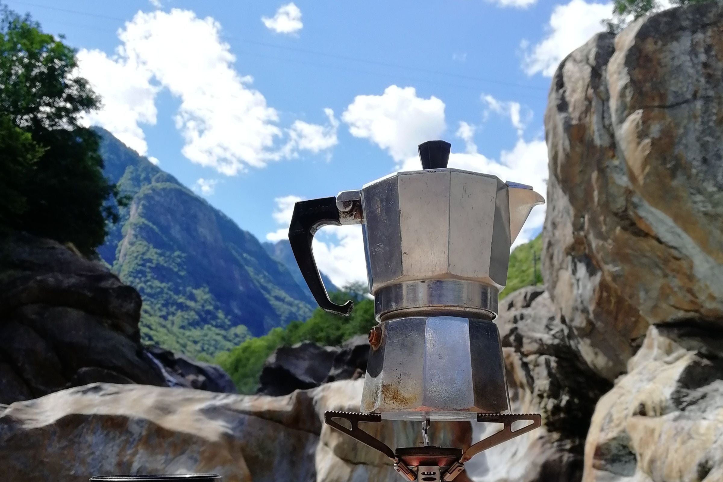 How to Use a Moka Pot on a Gas Stove? A Short Guide – LuxHaus